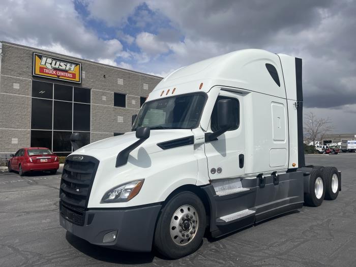 2021 Freightliner Cascadia-1