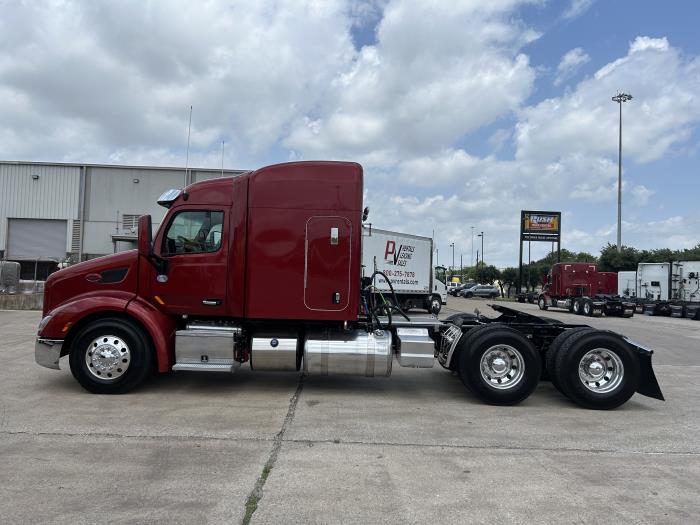 2019 Peterbilt 579-2