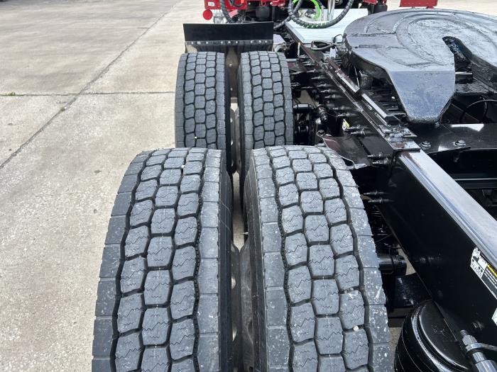 2019 Peterbilt 579-12