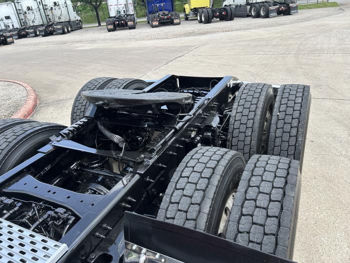 2019 Peterbilt 579-14