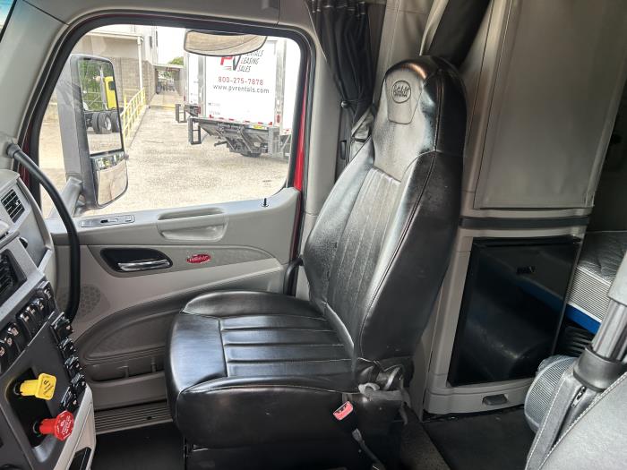 2019 Peterbilt 579-25