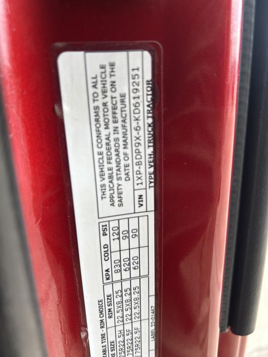 2019 Peterbilt 579-27
