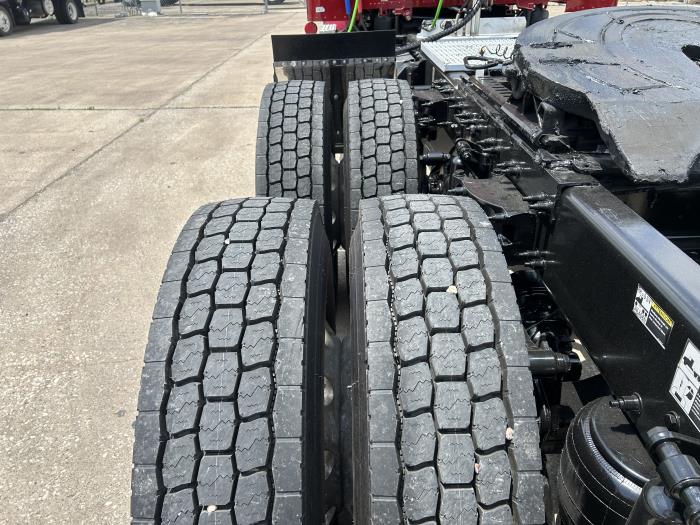 2020 Peterbilt 579-13