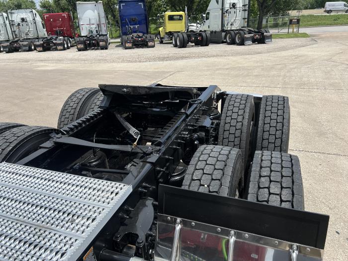 2020 Peterbilt 579-15