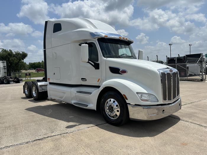 2020 Peterbilt 579-7