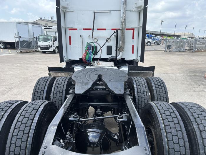 2020 Peterbilt 579-13