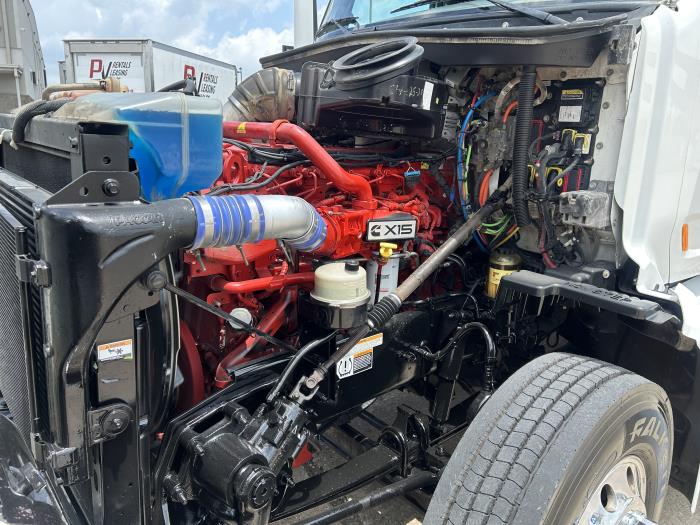 2020 Peterbilt 579-16