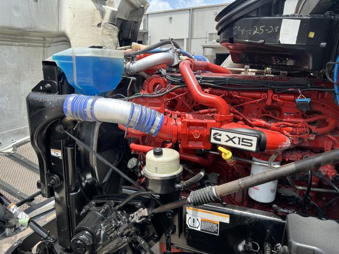 2020 Peterbilt 579-17