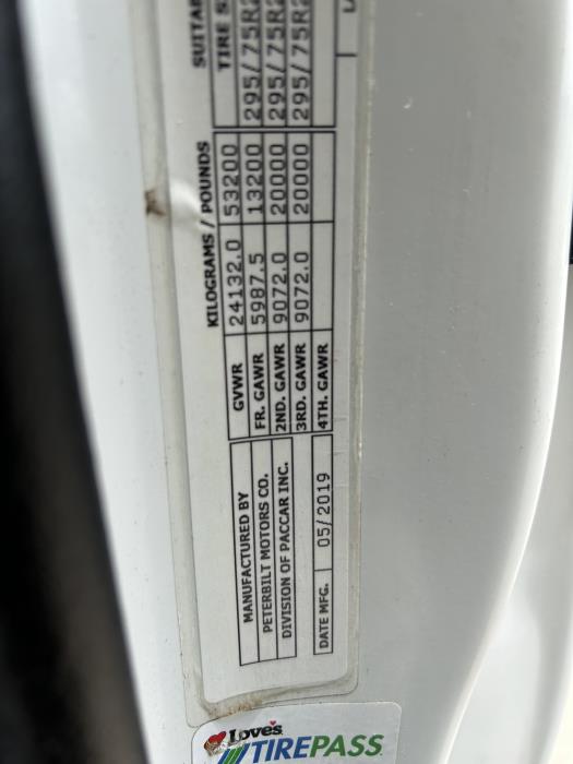 2020 Peterbilt 579-26