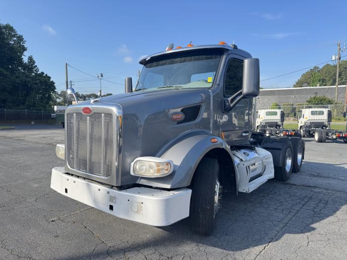 2020 Peterbilt 567-1