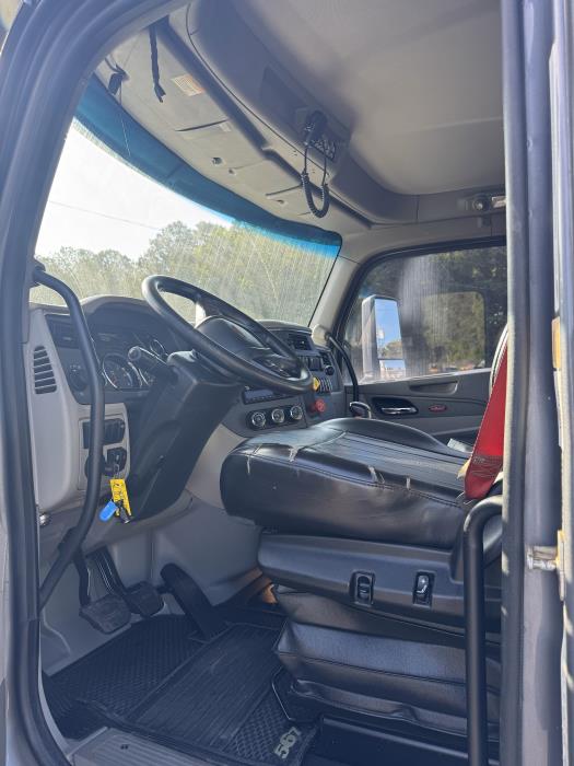 2020 Peterbilt 567-9