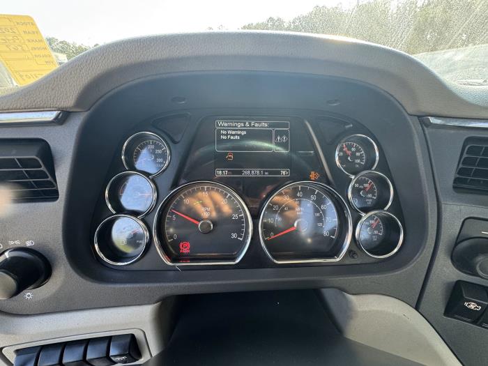 2020 Peterbilt 567-12