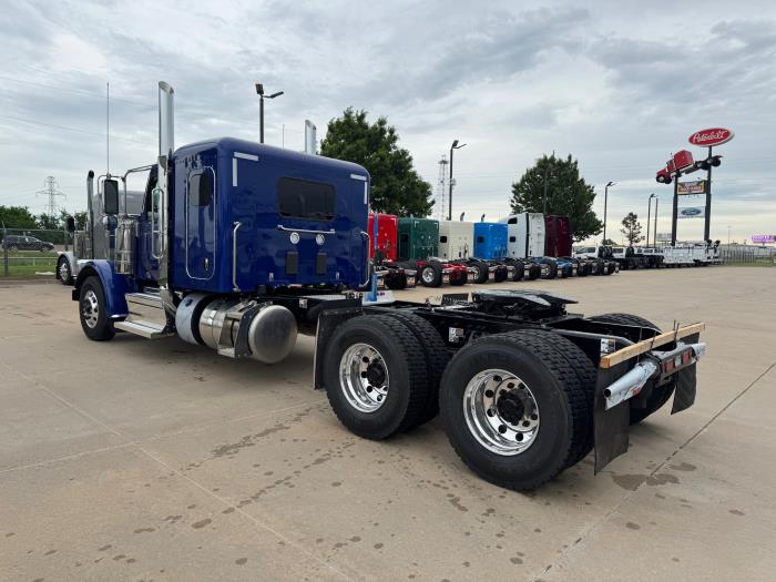 2026 Peterbilt 589-3