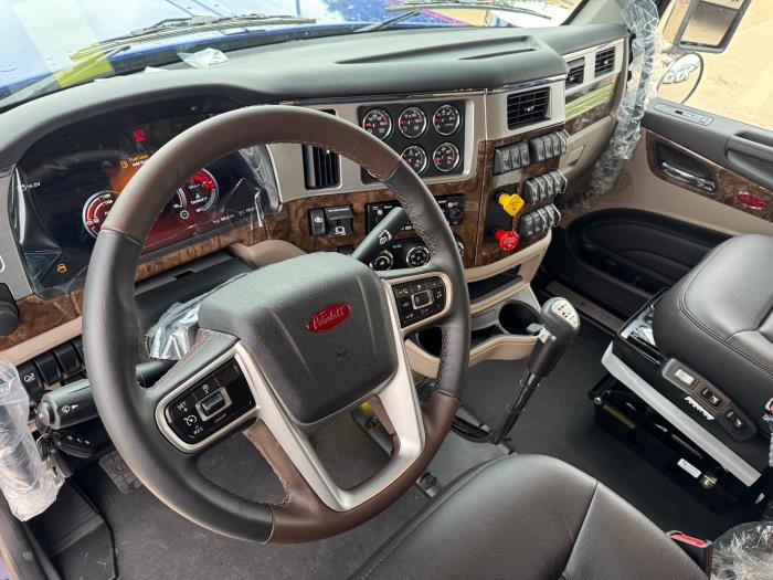 2026 Peterbilt 589-5