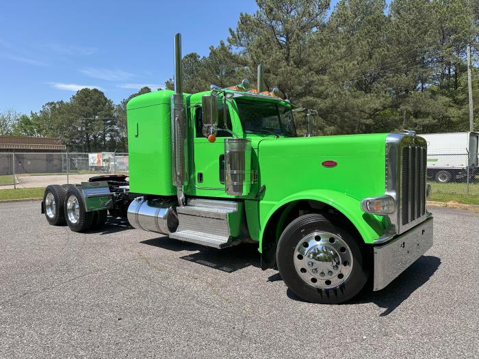 2021 Peterbilt 389-11