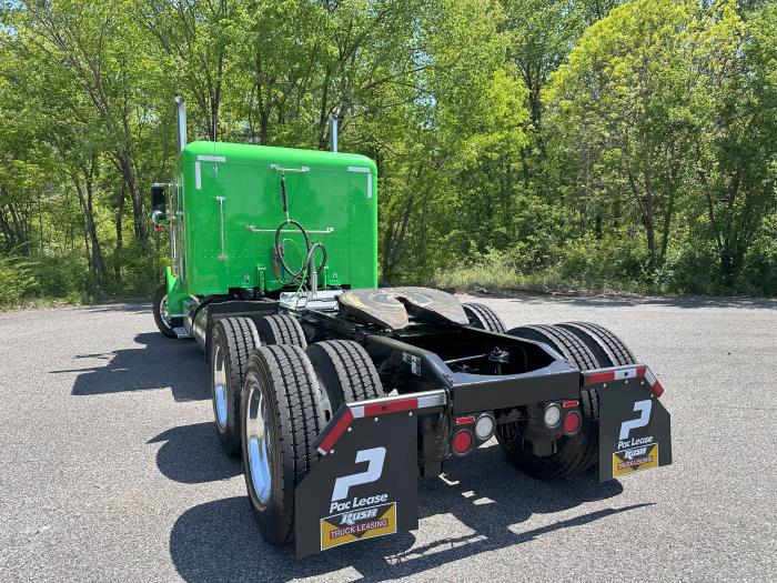 2021 Peterbilt 389-5