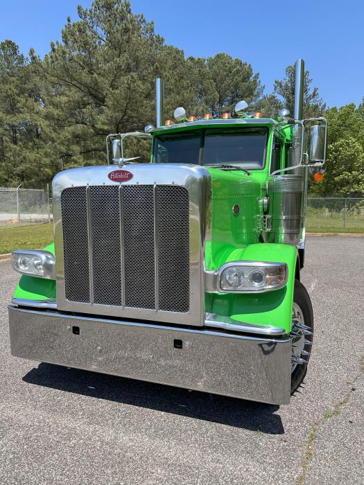 2021 Peterbilt 389-12