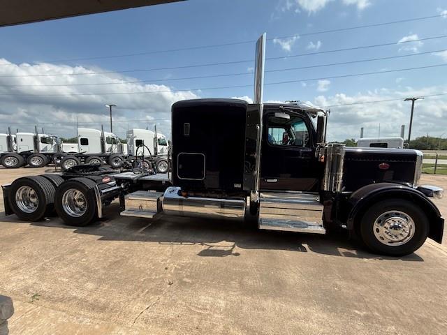 2026 Peterbilt 589-5