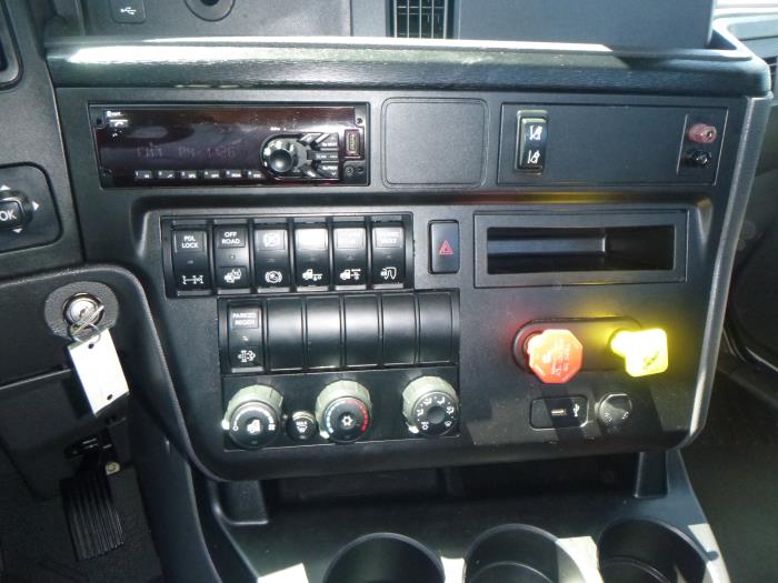 2020 International LT625-19