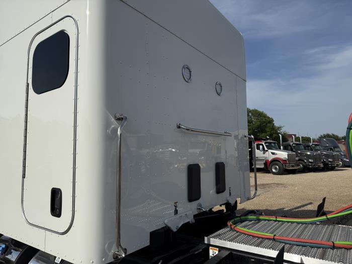 2026 Peterbilt 589-20
