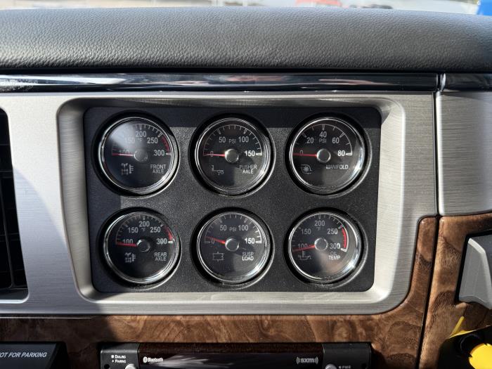 2026 Peterbilt 589-36