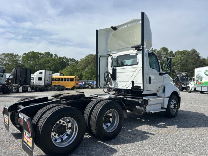 2020 International LT625-5