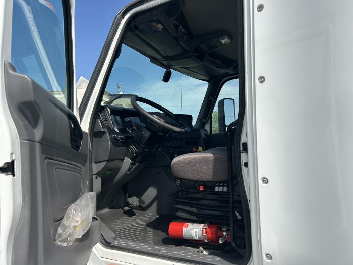 2020 International LT625-11