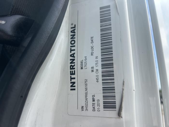 2020 International LT625-20