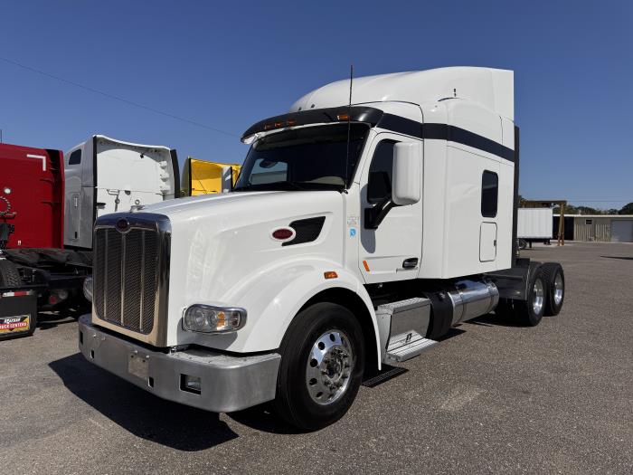 2022 Peterbilt 567-1