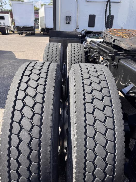 2022 Peterbilt 567-26