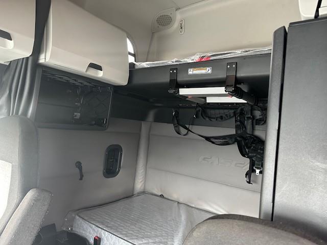2019 Freightliner Cascadia-5