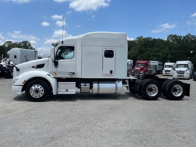 2021 Peterbilt 579-2