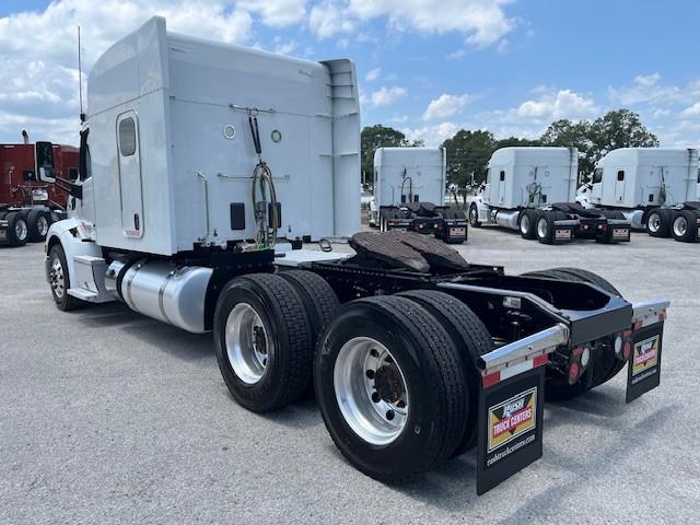 2021 Peterbilt 579-3
