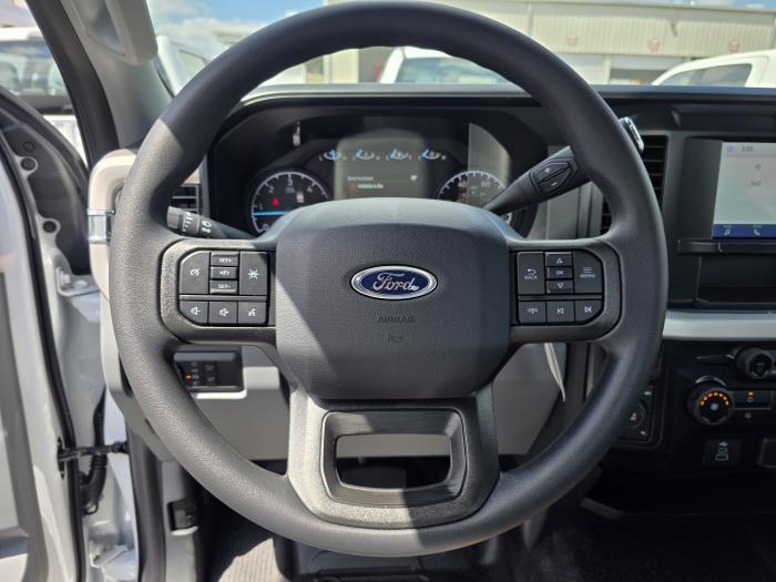 2025 Ford F-350-10