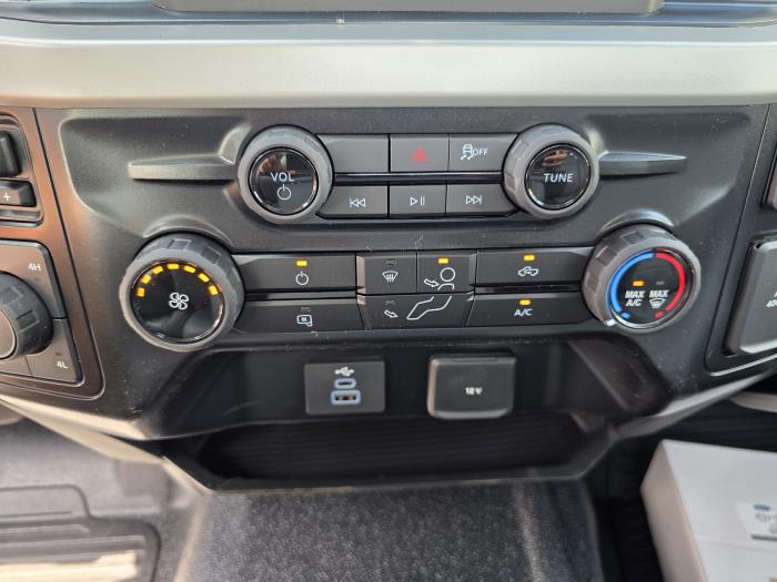 2025 Ford F-350-13