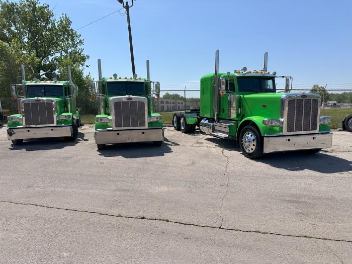 2021 Peterbilt 389-1