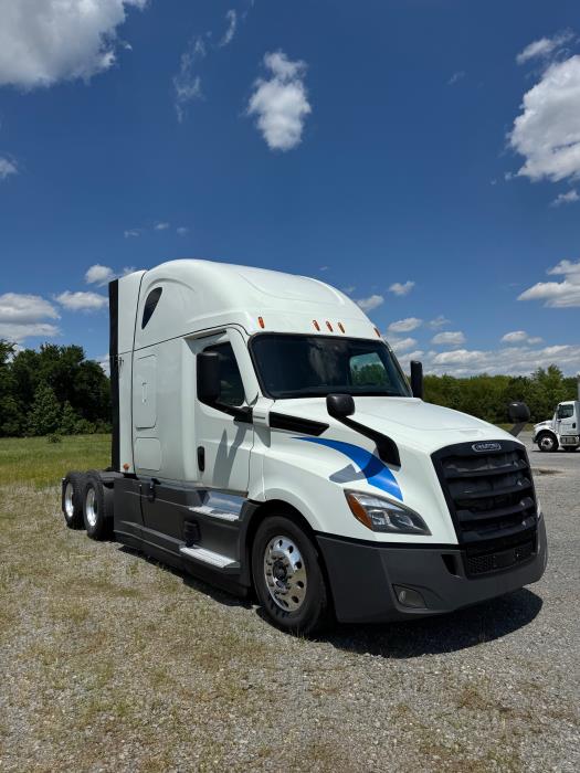 2021 Freightliner Cascadia-3