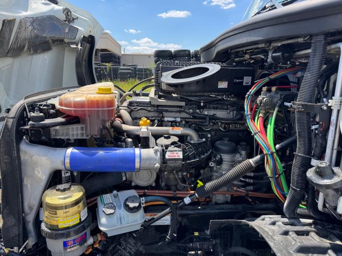 2021 Freightliner Cascadia-10