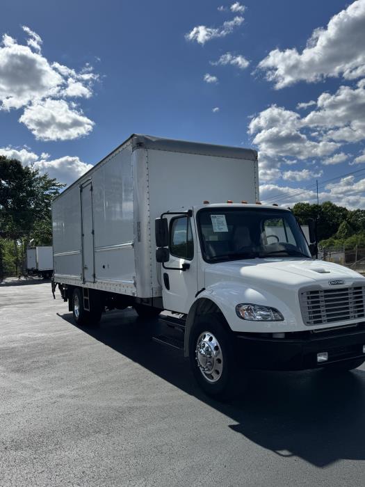 2018 Freightliner Business Class M2 106-7