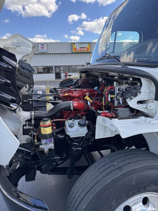 2018 Freightliner Business Class M2 106-9