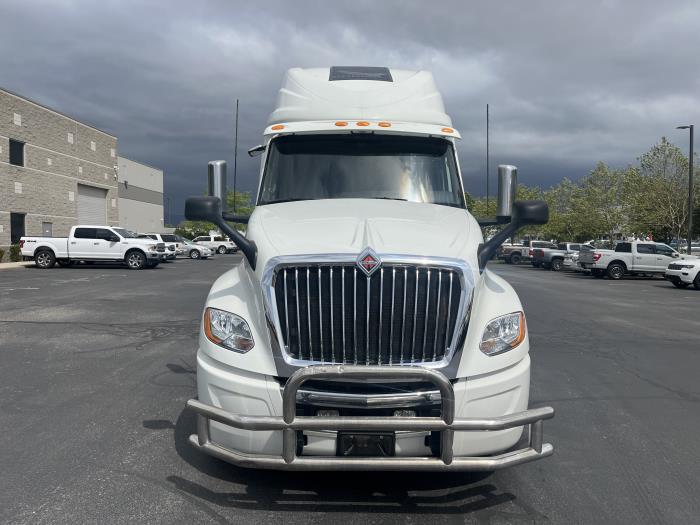 2023 International LT625-2