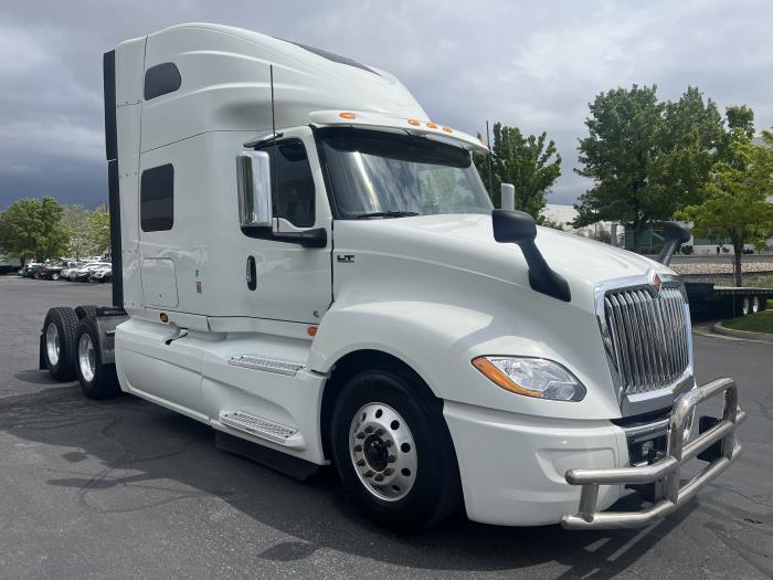 2023 International LT625-3