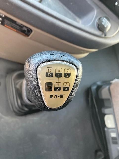 2017 Freightliner Cascadia-8