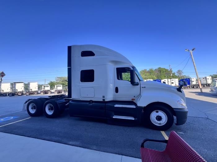 2022 International LT625-5