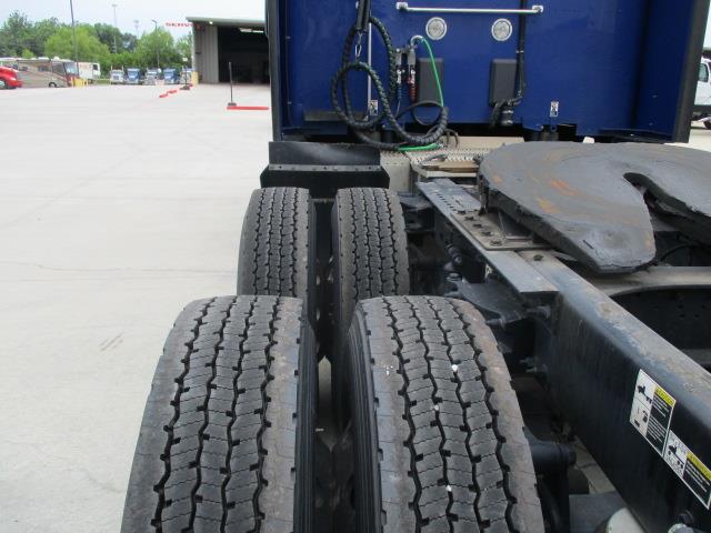 2022 Peterbilt 579-4