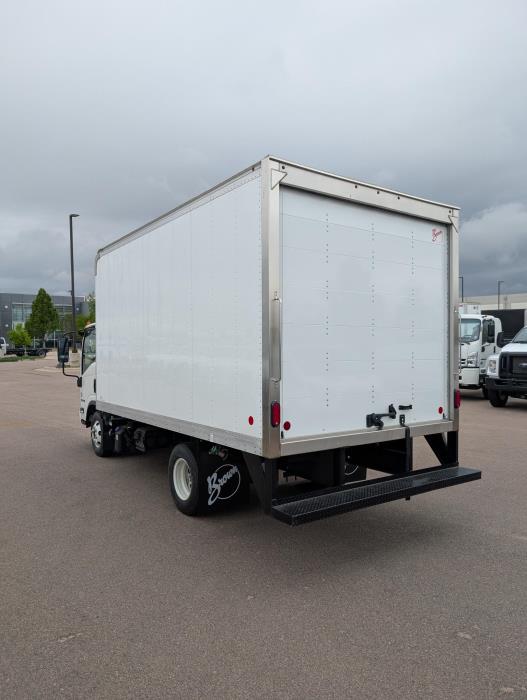 2024 Isuzu NPR-HD-5