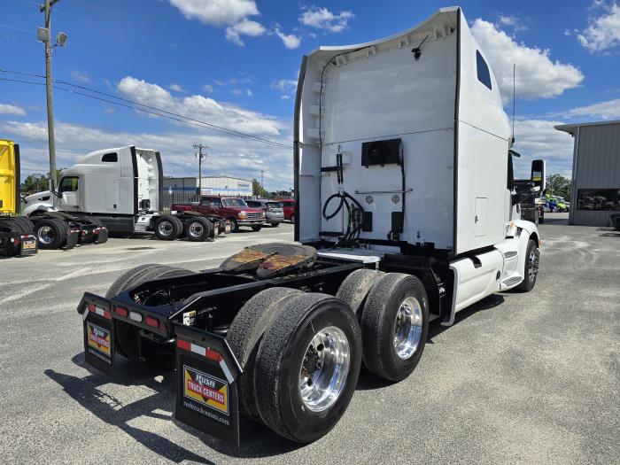 2022 Peterbilt 579-5