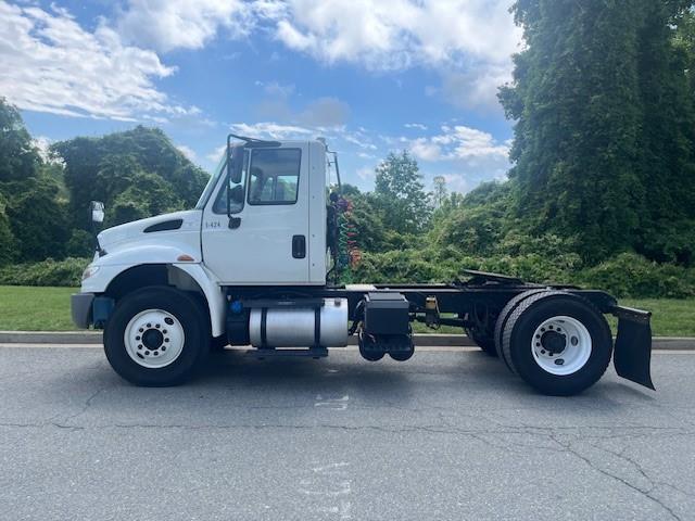 2018 International 4400-8
