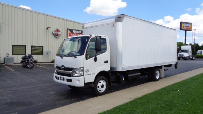 2018 Hino 155-2
