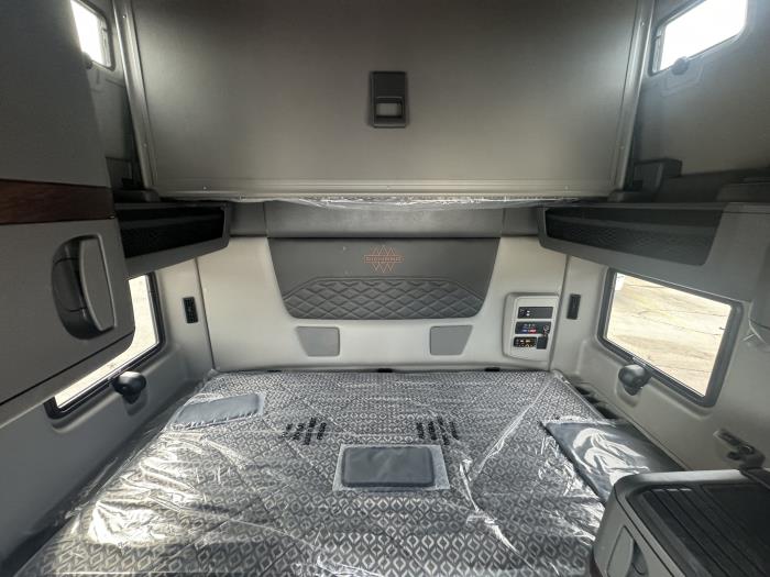 2026 International LT625-10